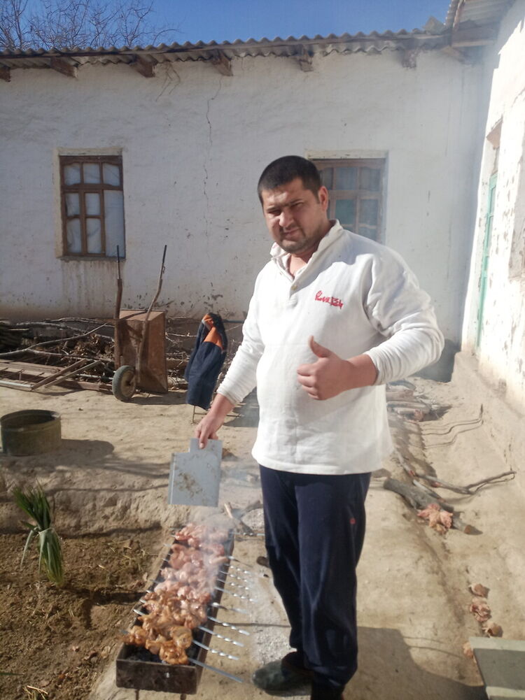  ,   Rustam, 35 ,  