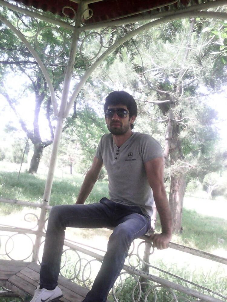  ,   Farid, 35 ,   ,   , 
