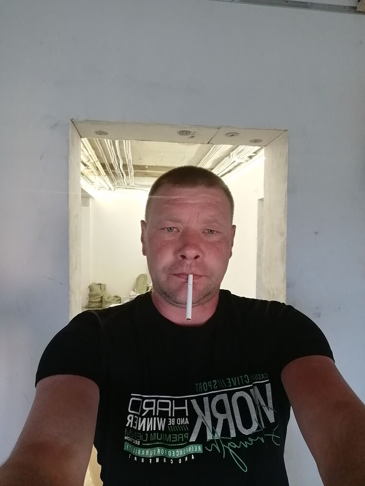  30076915  , 44 ,    