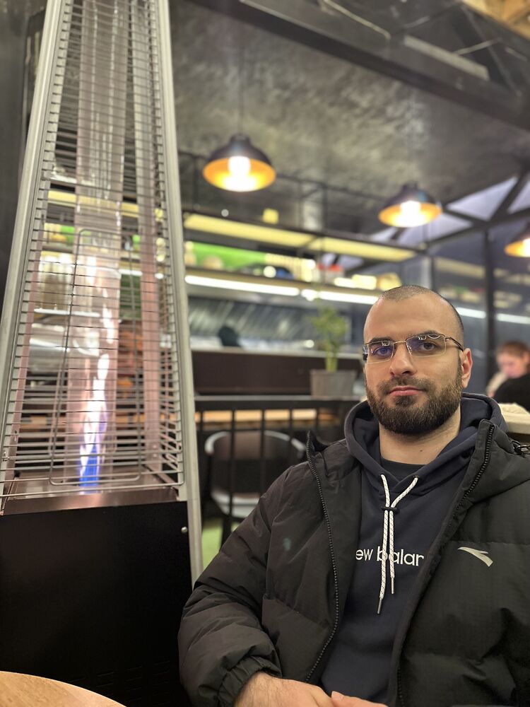  ,   Kamil, 25 ,   ,   , 