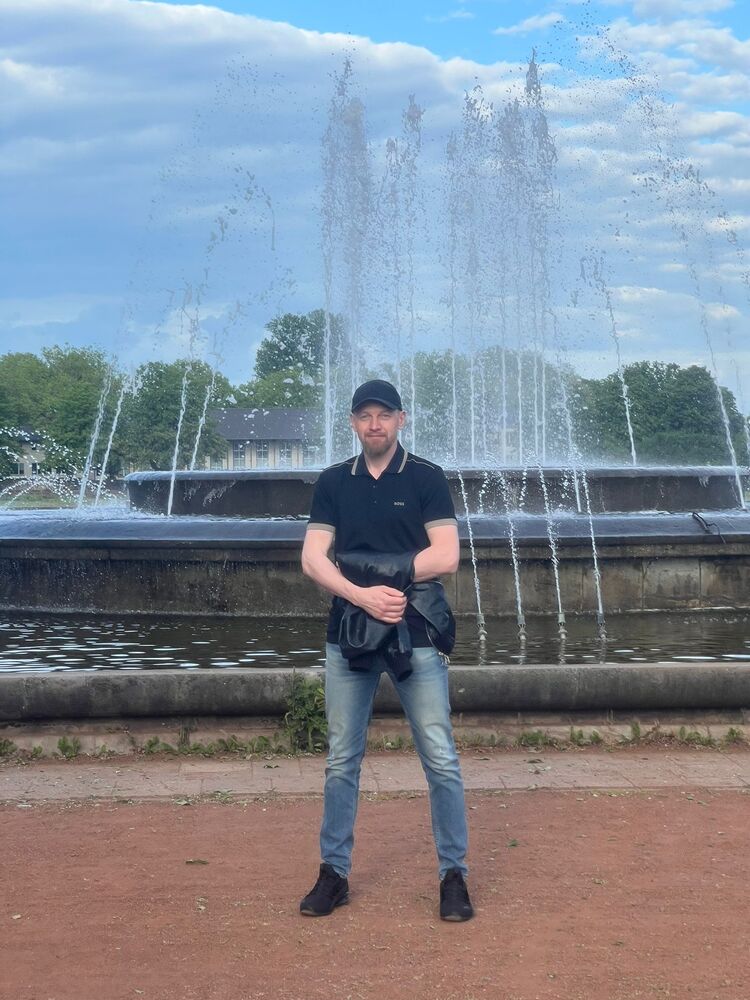  Lomianki,   , 43 ,   ,   