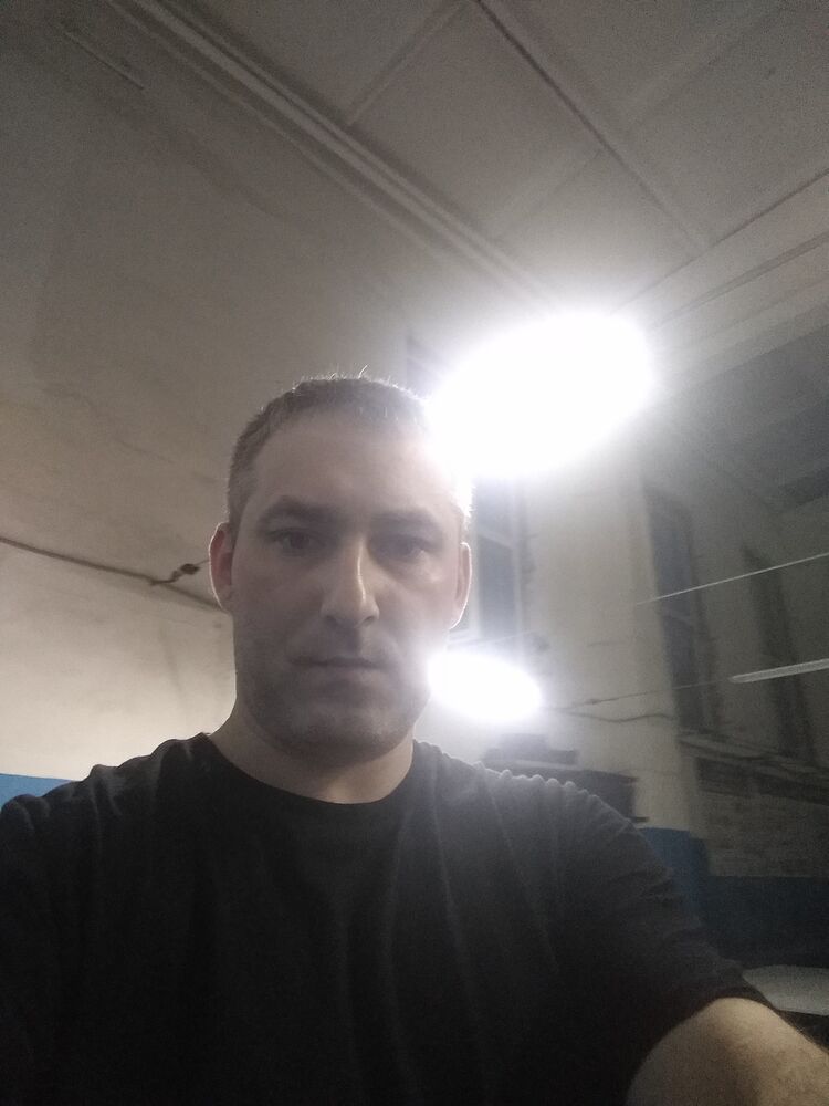 ���� 37335715 ������� ������, 42 ����, ���� ���������� � ������