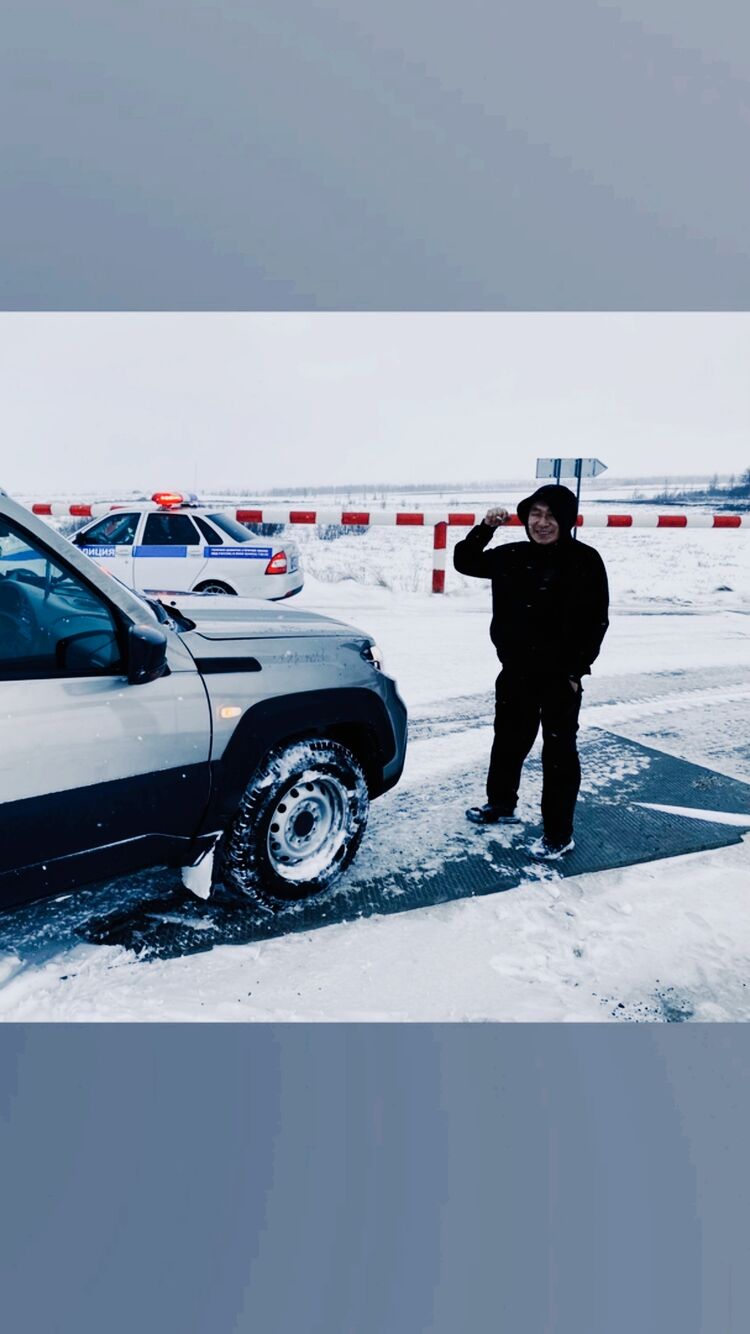  40184595  , 25 ,     