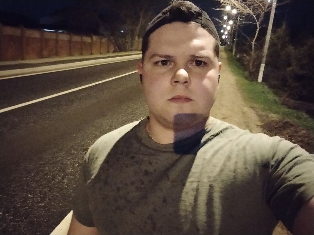  43027775  , 24 ,    