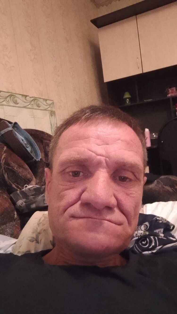  52876995  , 32 ,    