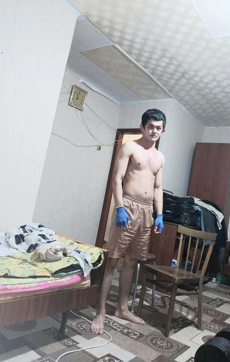  39655295  Doniyor, 26 ,    