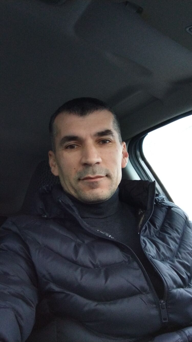  48884245  Ne Russian, 41 ,    
