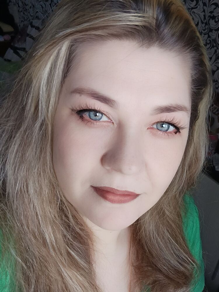  ,   Natalya, 44 ,   c 