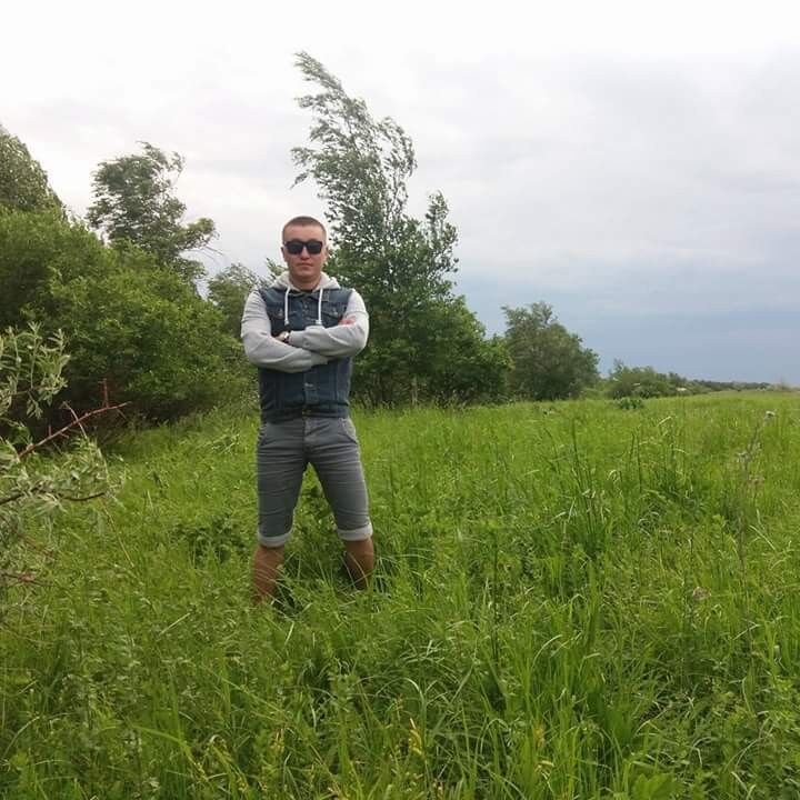  ,   Kairjan, 36 ,  