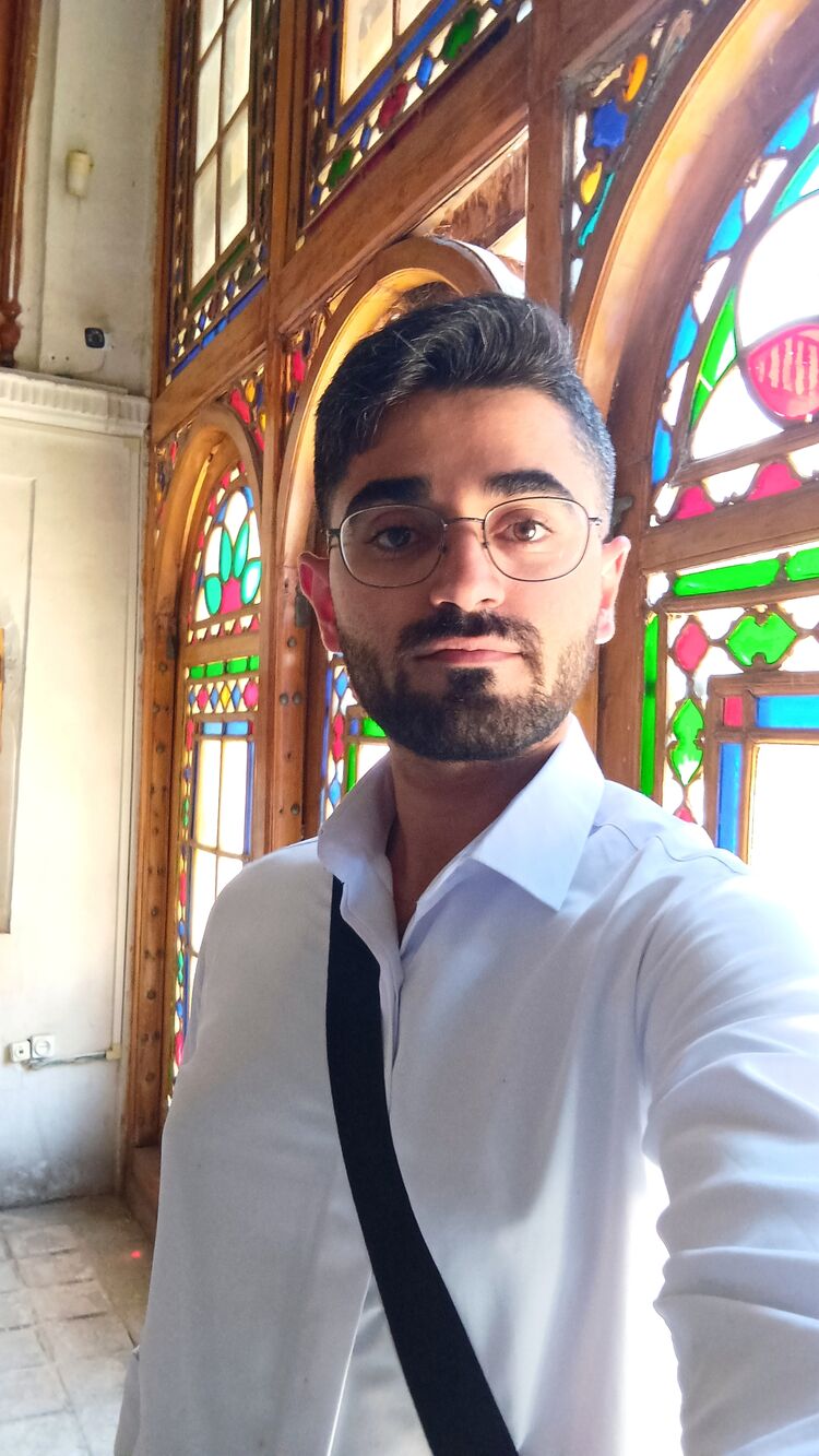  Giessen,   ILLyA, 24 ,   ,   
