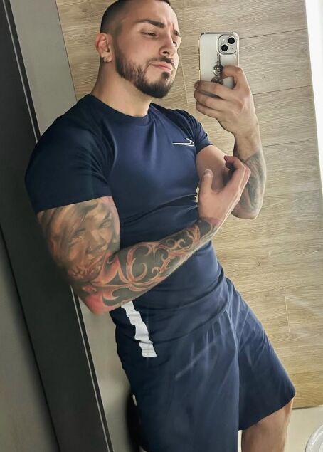  53567855  , 37 ,    