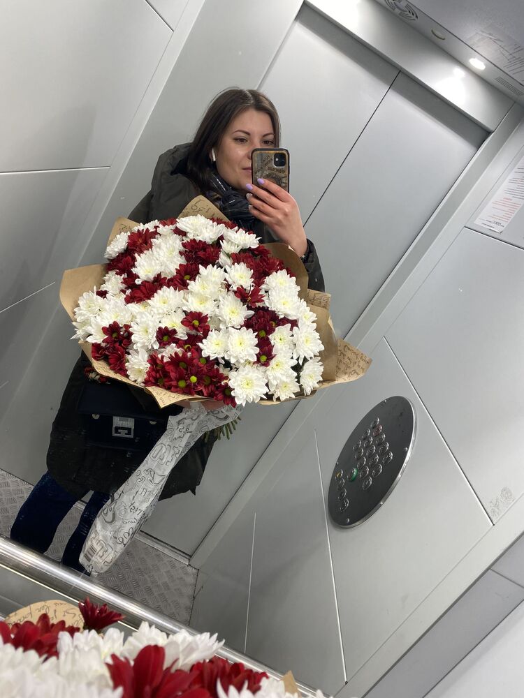  26067505  Emeralda, 31 ,    