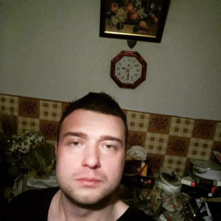  30718165  , 33 ,    