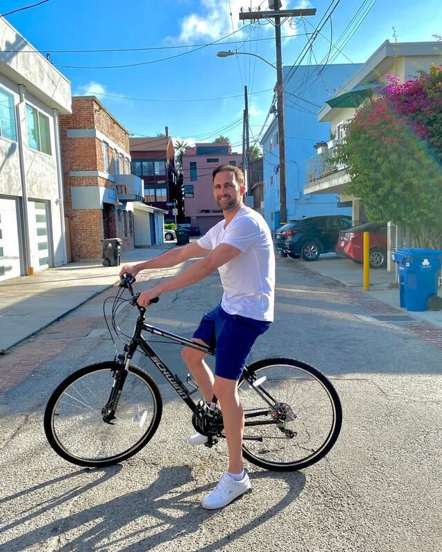  38716295  , 42 ,    -