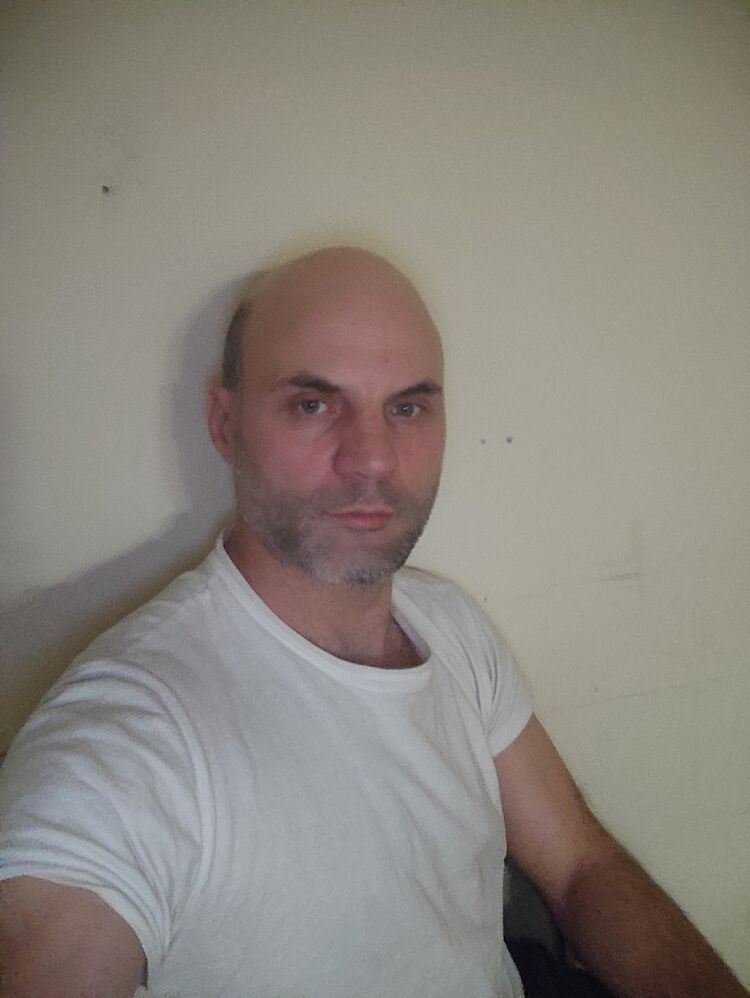  ,   Sergiu, 45 ,   ,   