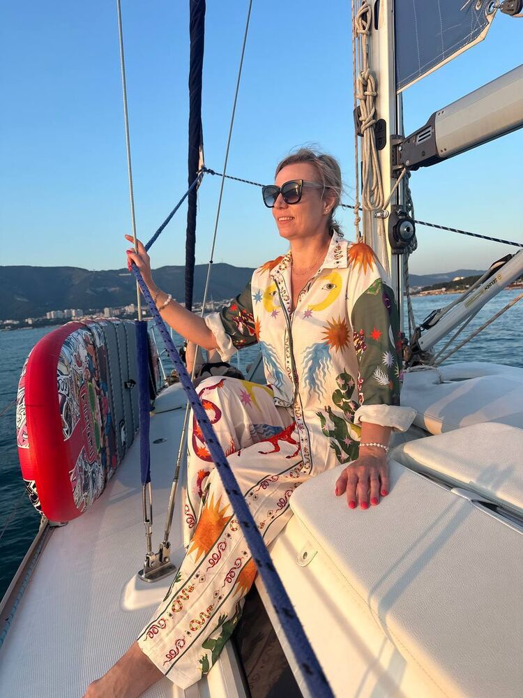 ���� 52557725 ������� ����, 49 ���, ���� ���������� � ����������