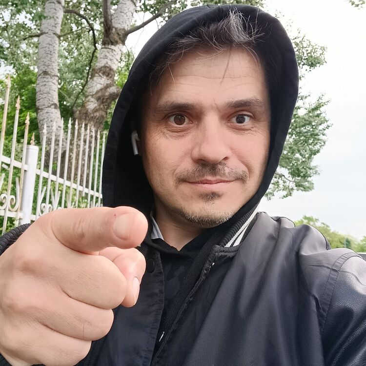  43556675  Fedor, 41 ,    --