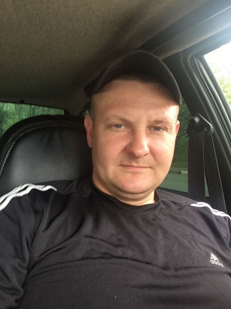  23639865  Paul, 34 ,    