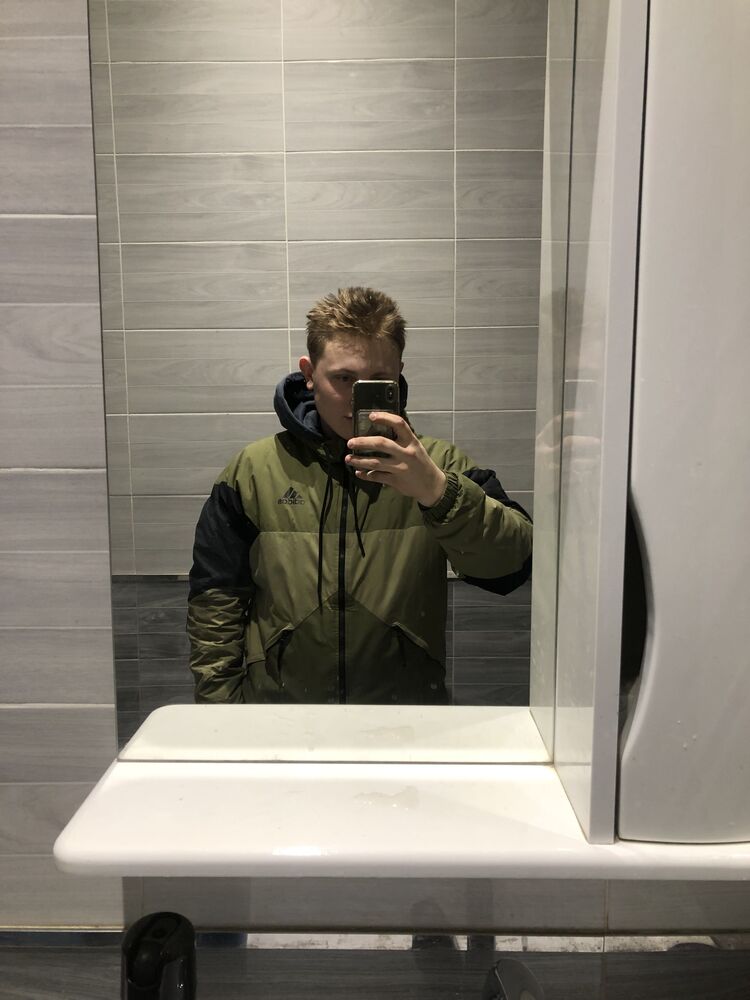  31701575  , 21 ,    