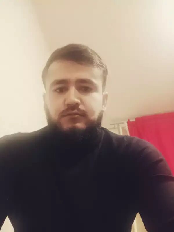  35118205  Farid, 33 ,    
