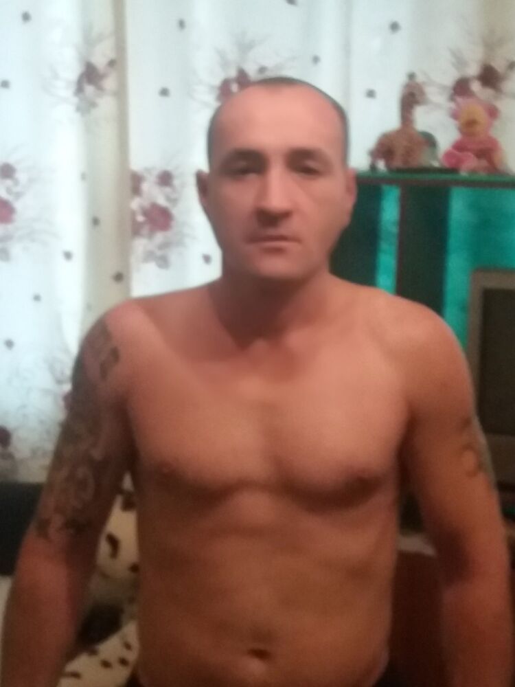  10979655  , 44 ,    