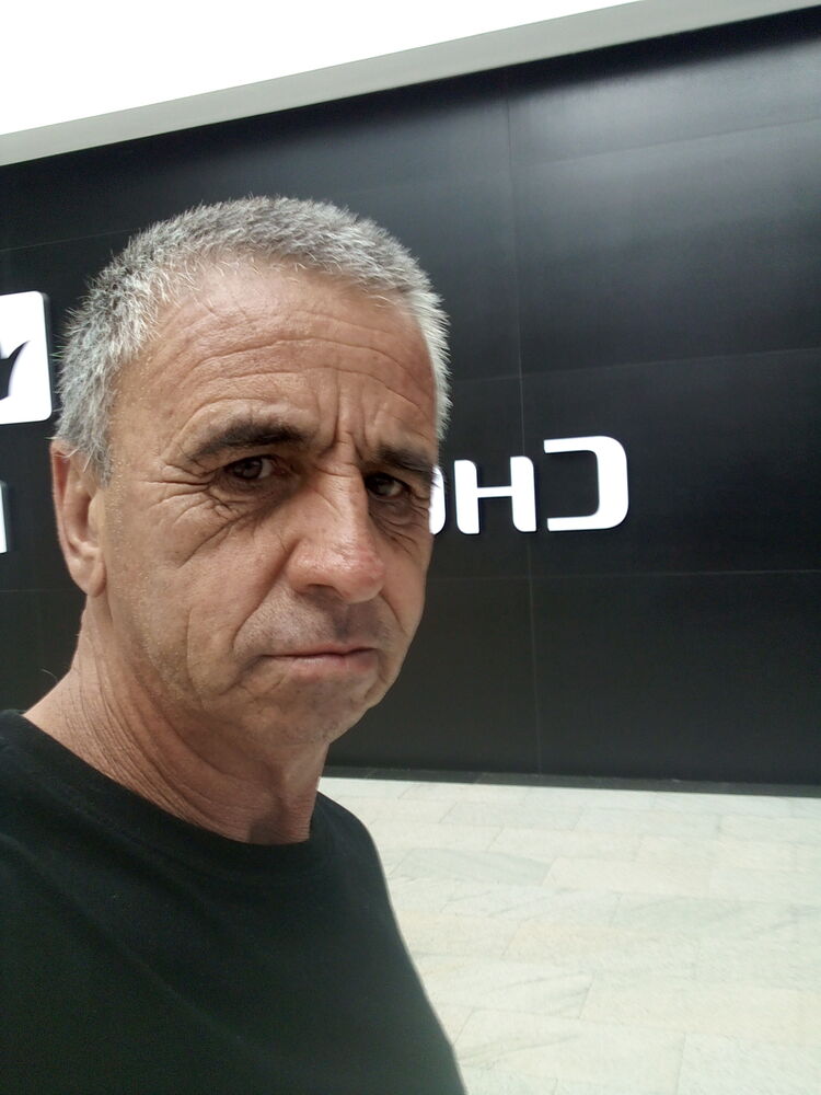  37149015  , 61 ,    