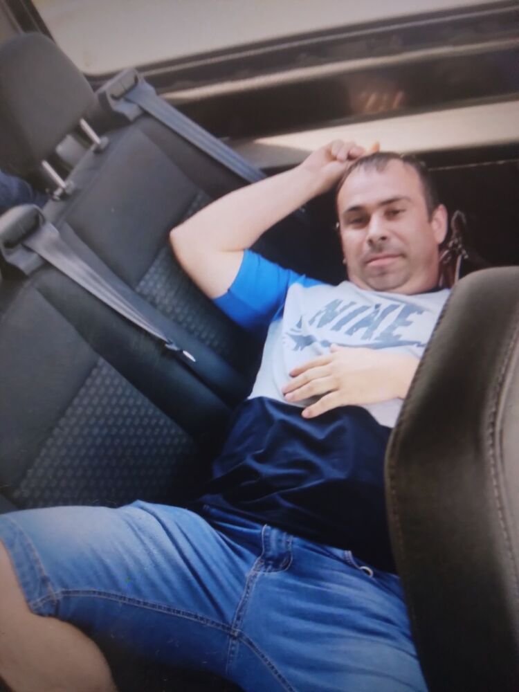  23645635  Aliaksandr, 37 ,    