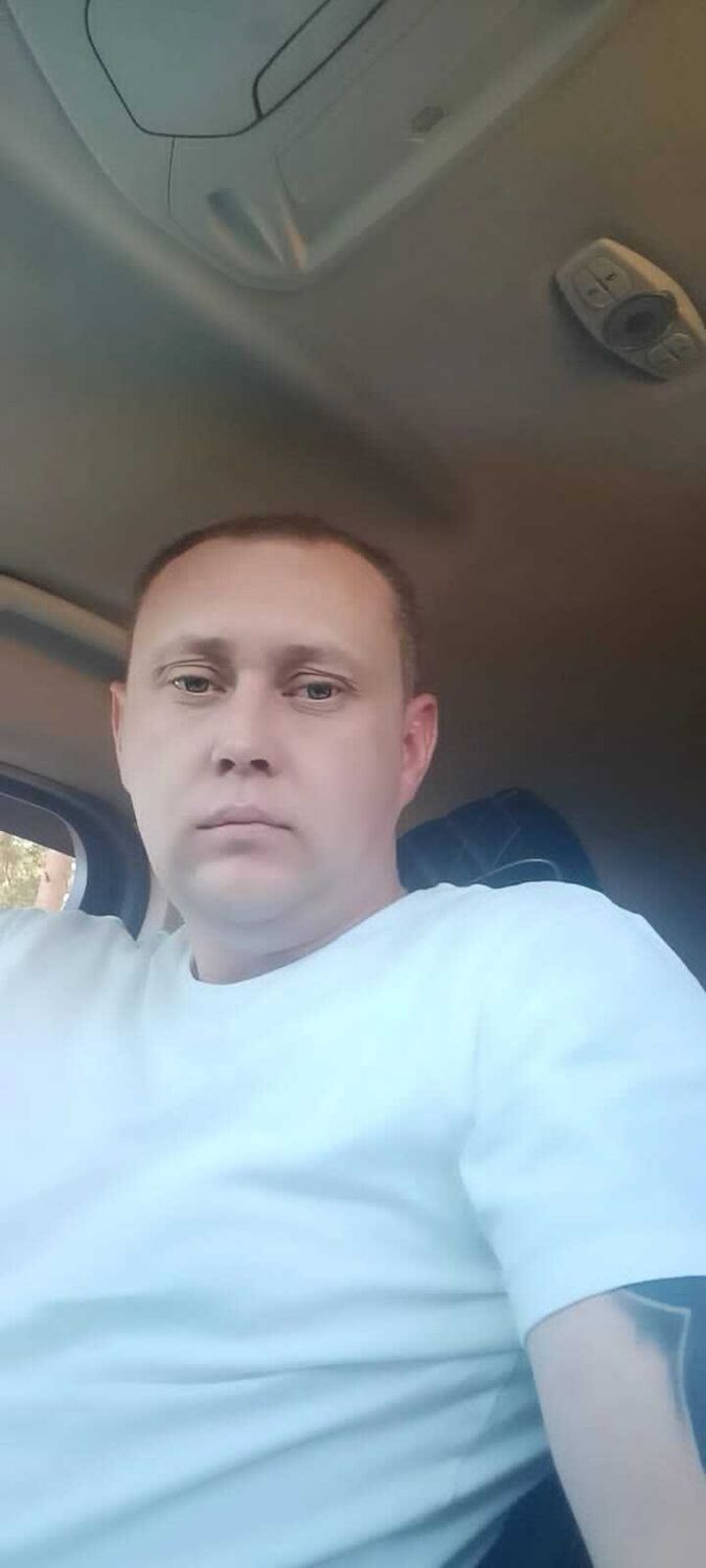  46216725  Mikhail, 36 ,    