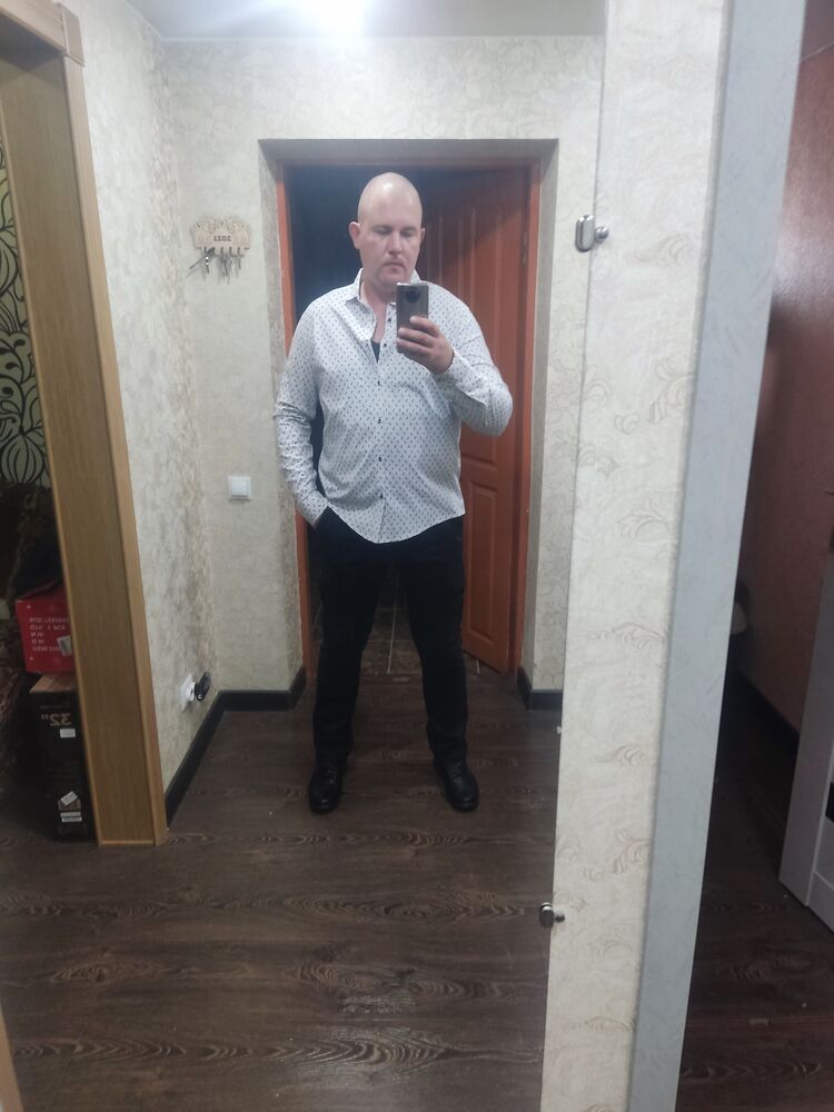  ,   Denis, 33 ,   ,   , c 