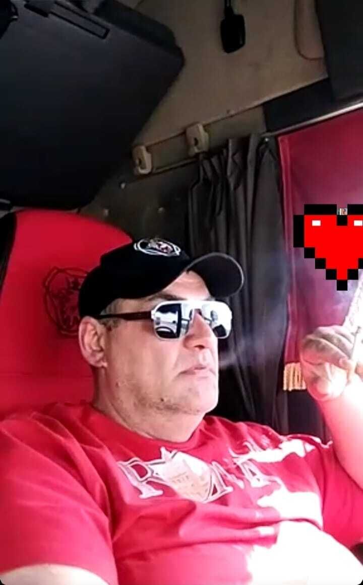  46982165  David, 45 ,    