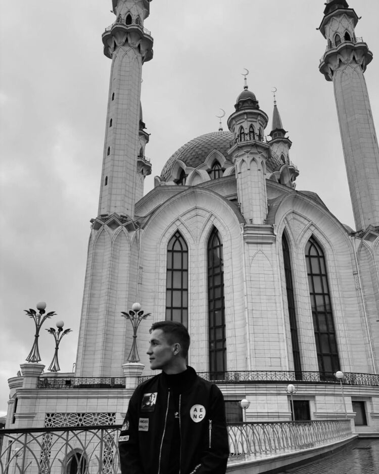  29558585  Aleksey, 22 ,    -