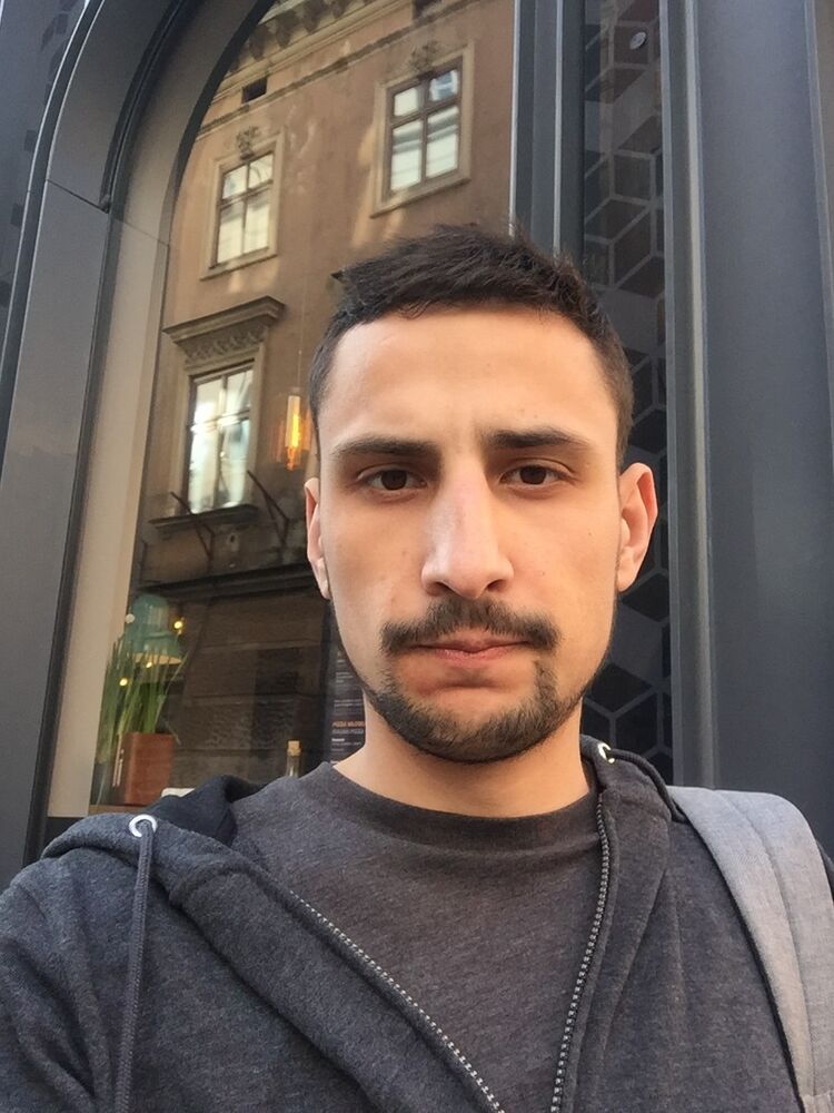  11985695  Smayt, 36 ,    