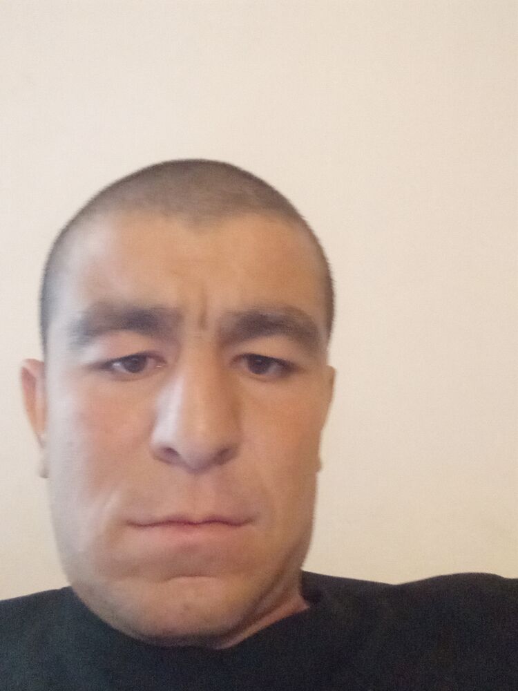  44312945  Ruslan, 27 ,    