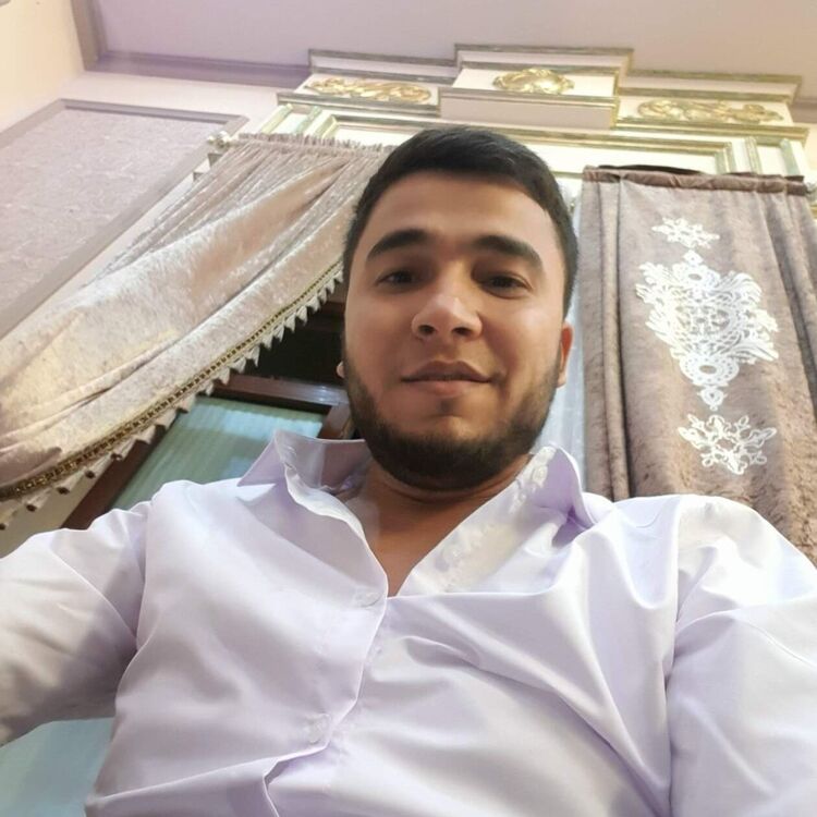  ,   Bek, 33 ,   ,   , c , 