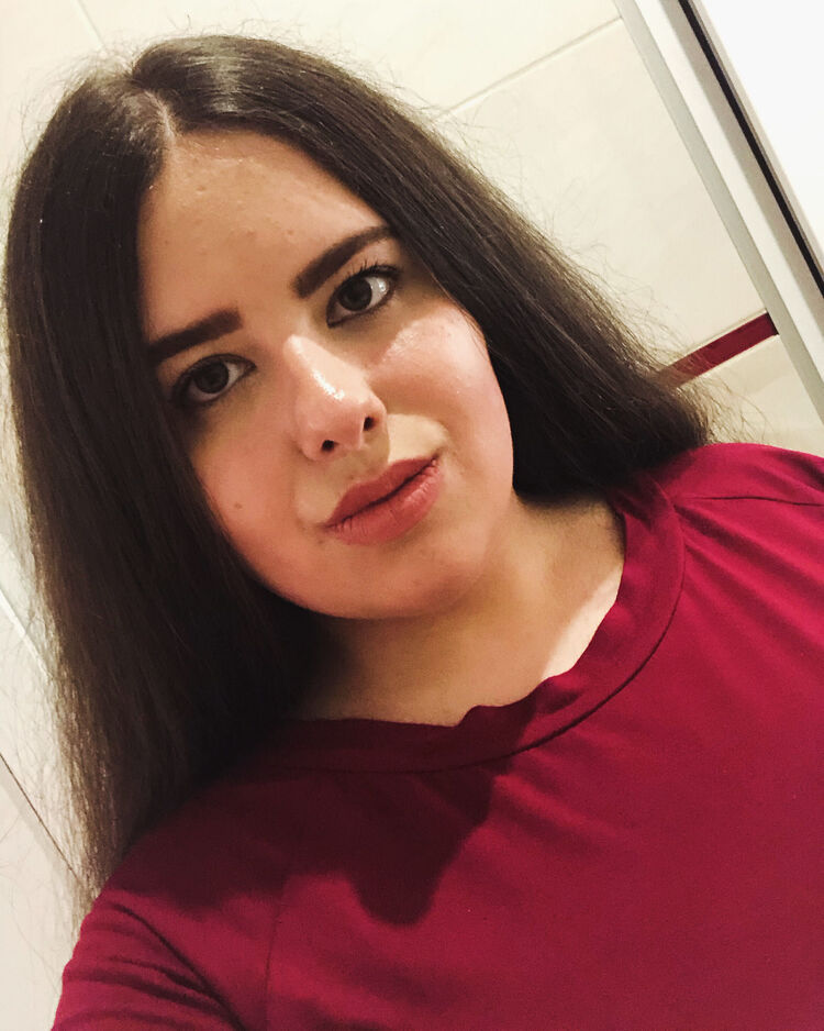  ,   Ivanna, 23 ,     , 