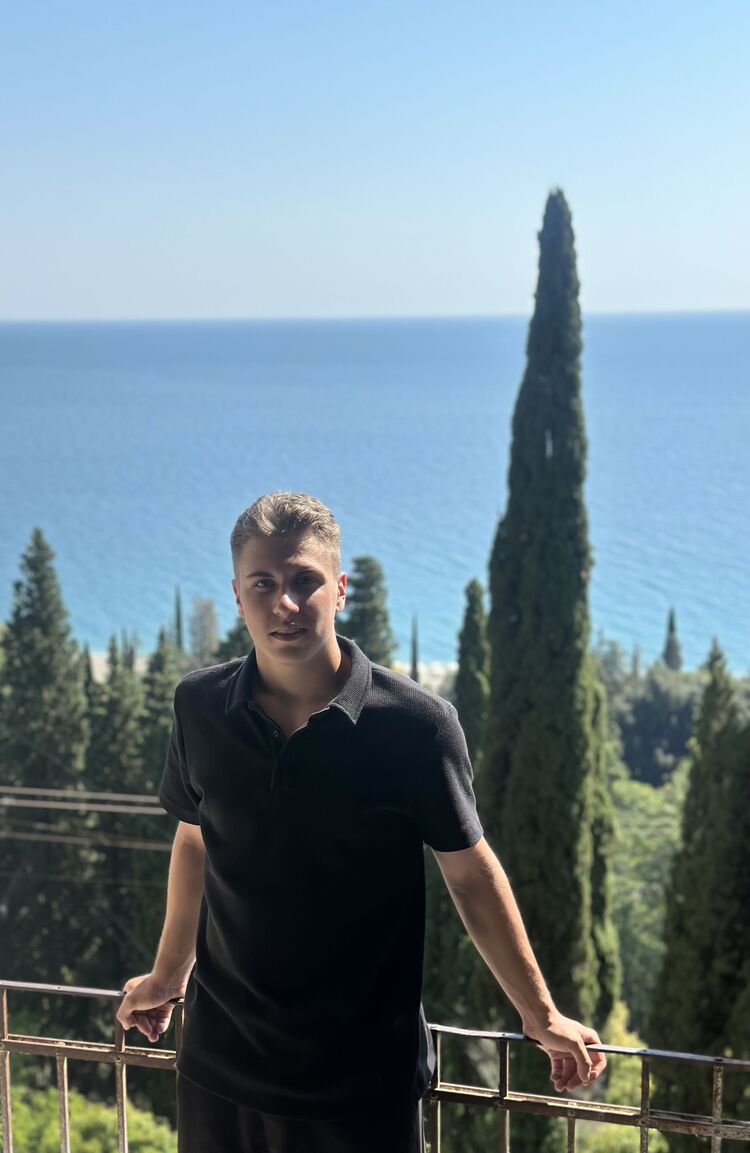 ���� 47067325 ����� ����, 20 ���, ���� ���������� � ������