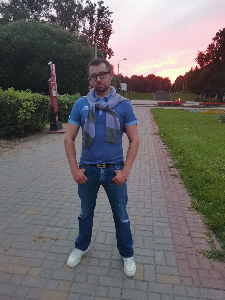  29727605  , 35 ,     