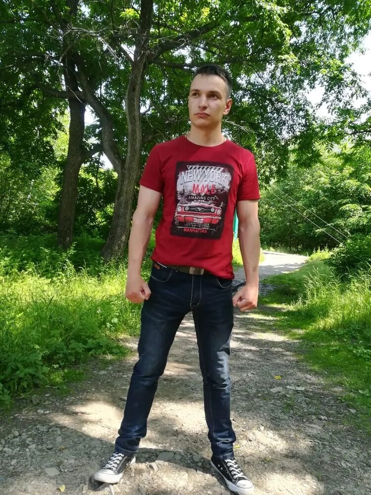  46986745  Vladimir, 26 ,    