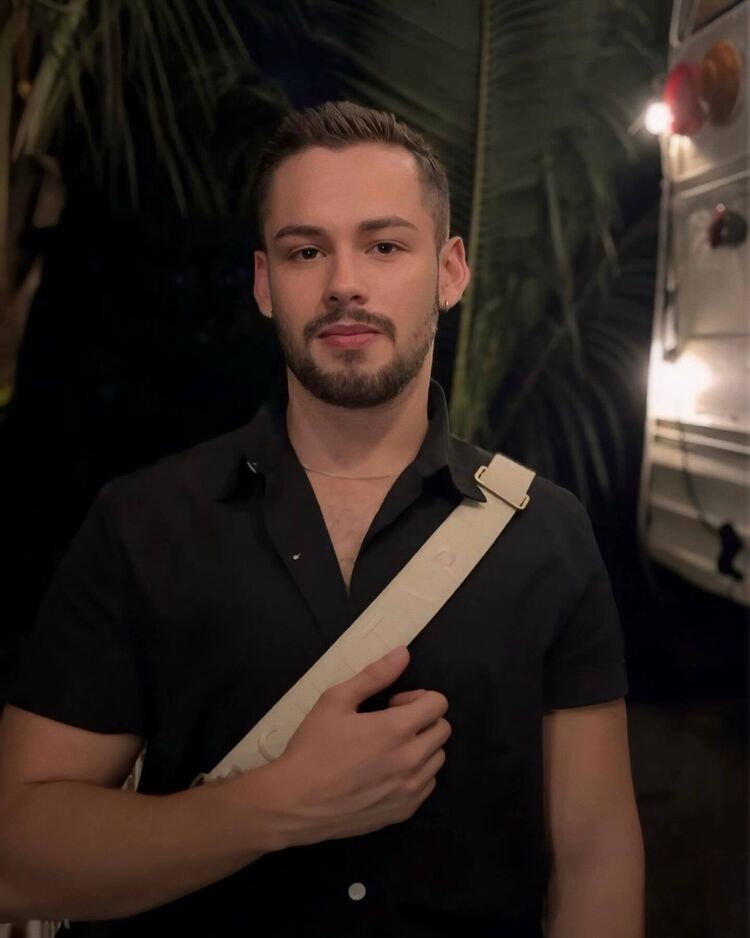 ���� 55887745 ������� ����, 32 ����, ���� ���������� � �������������