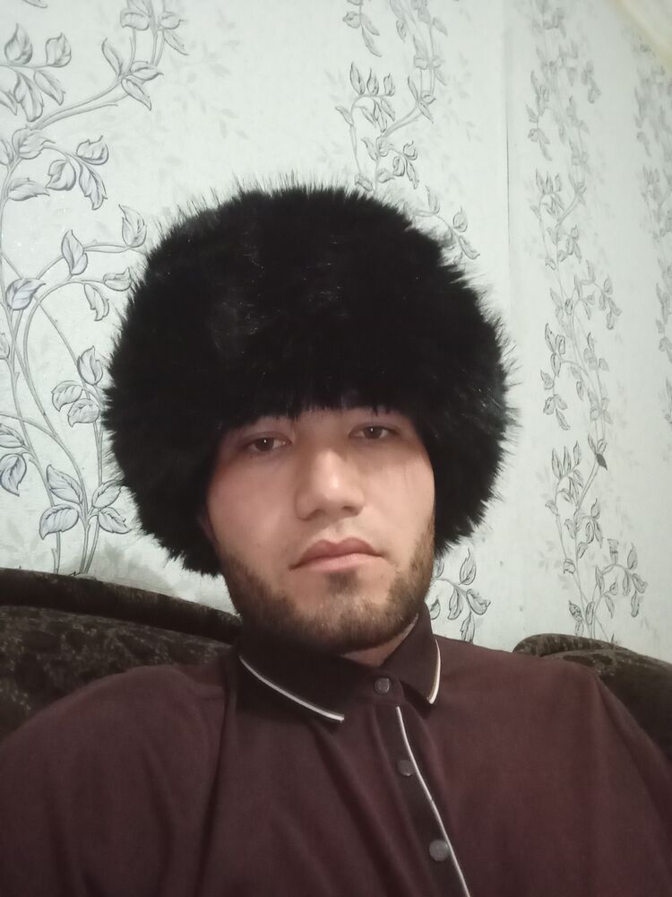  54770615  Bobur, 24 ,    