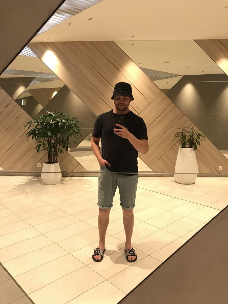  28219825  , 30 ,    