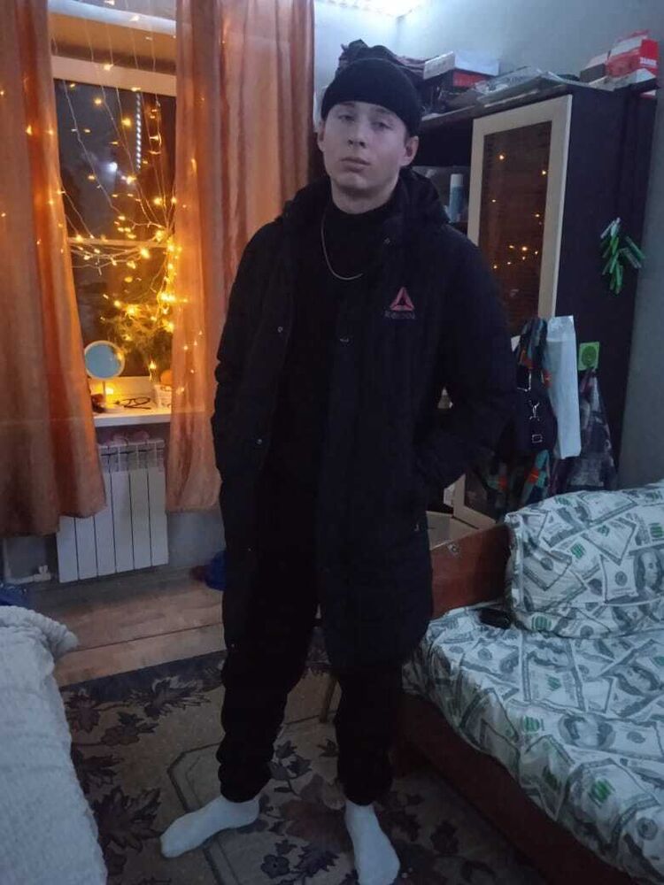  -,   ˸, 18 ,   ,   , c , 