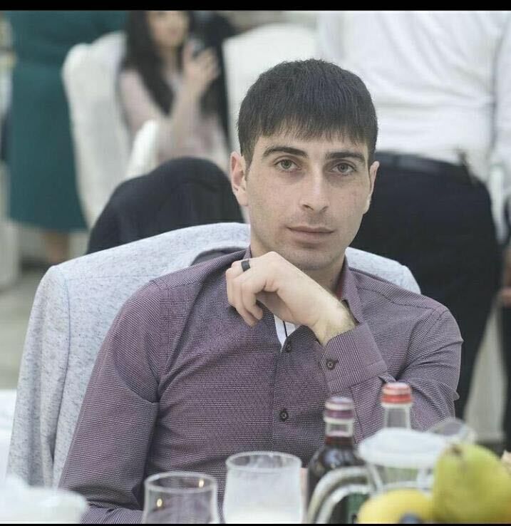  ,   Andranik, 31 ,   ,   