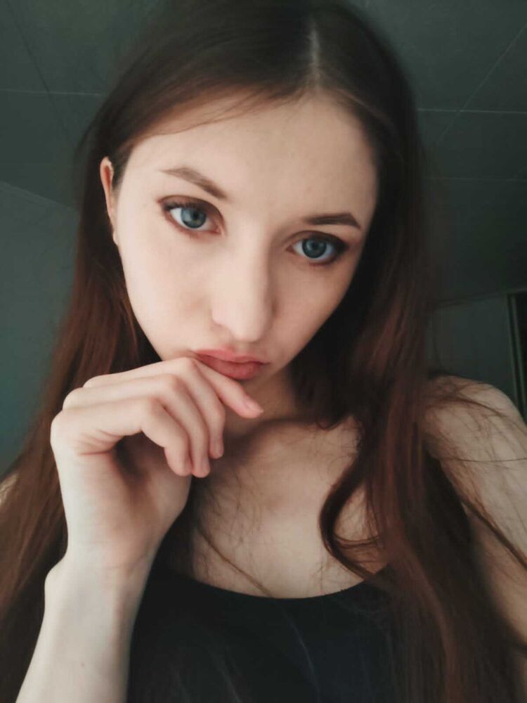  ,   Dinara, 24 ,   c 
