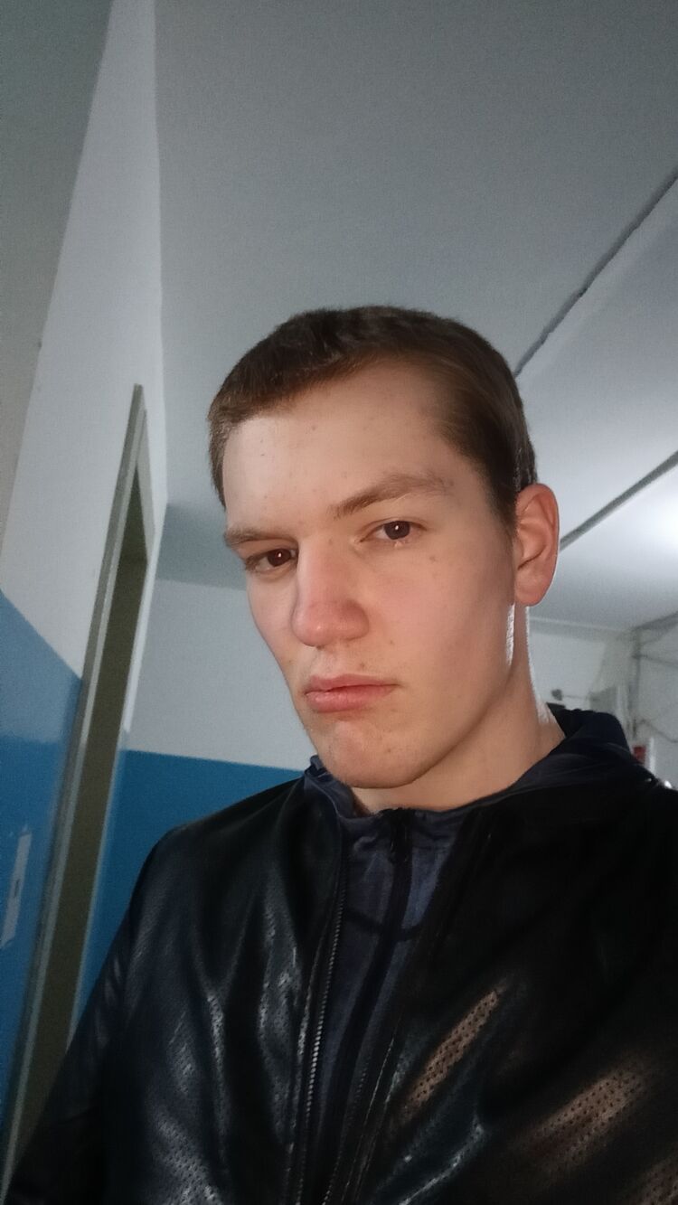  45581175  , 20 ,    