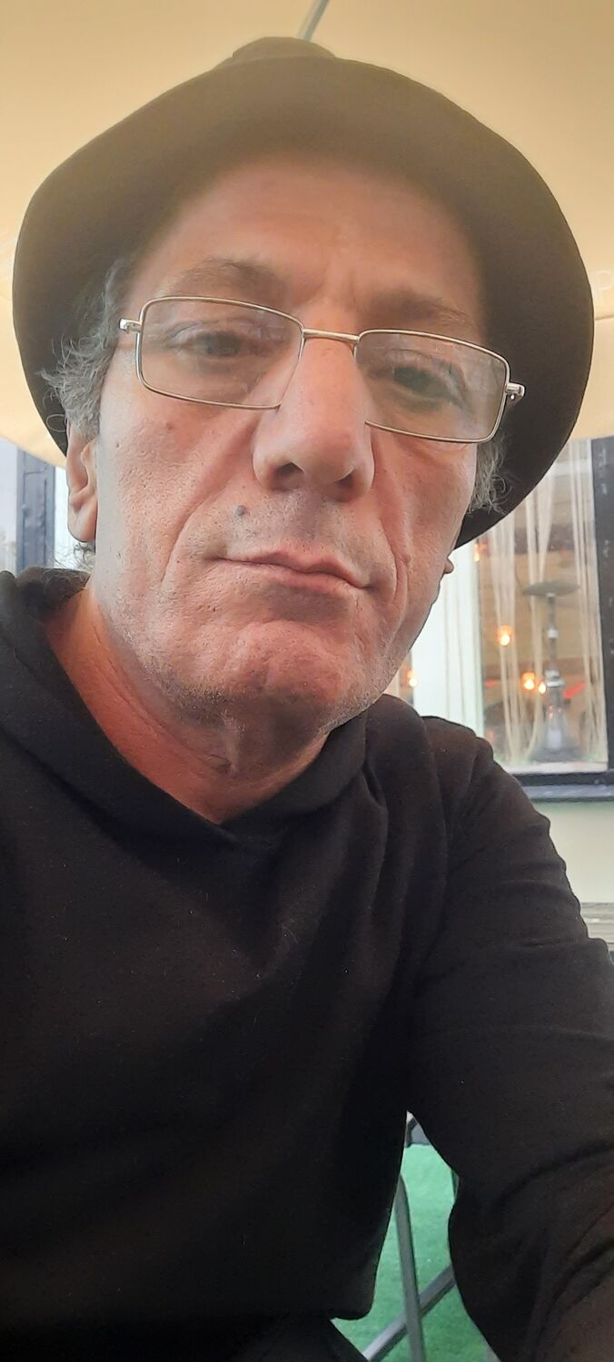  30669895  , 63 ,    