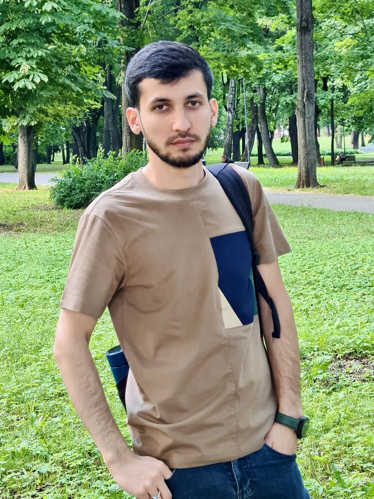  47848725  Samad, 30 ,    Dortmund