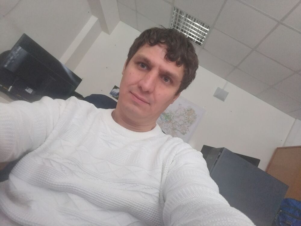  29785675  Ilya, 36 ,    