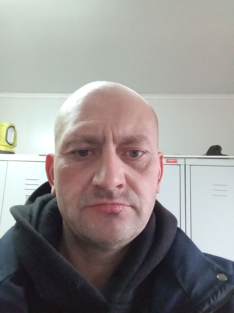  47683225  , 42 ,    