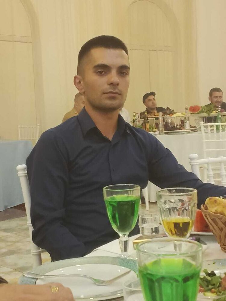  ,   Ali, 25 ,   ,   , c , 